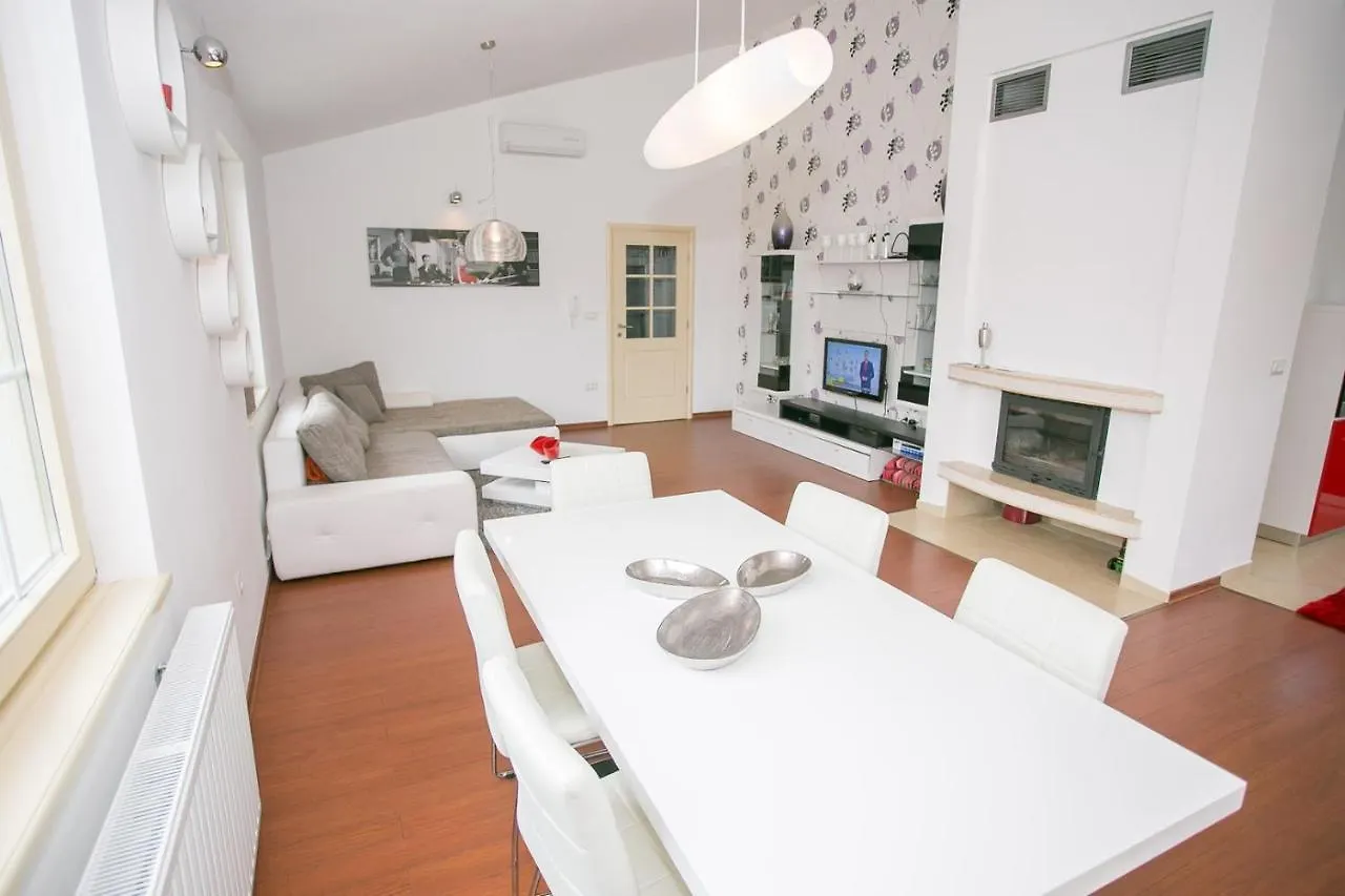Villa Holiday House Hacienda Montizana Croatia